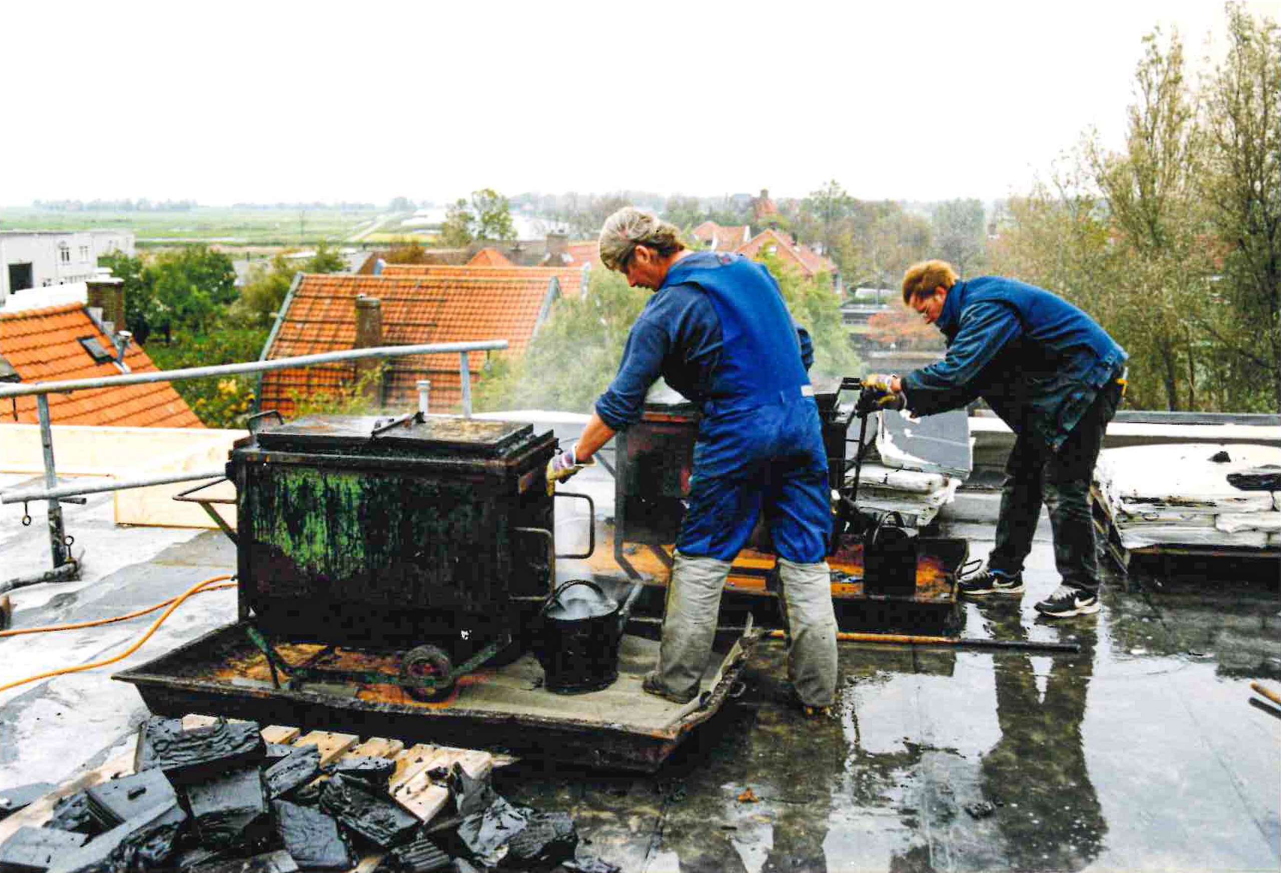 Nieuw kantoor op vertrouwde grond - 1999
